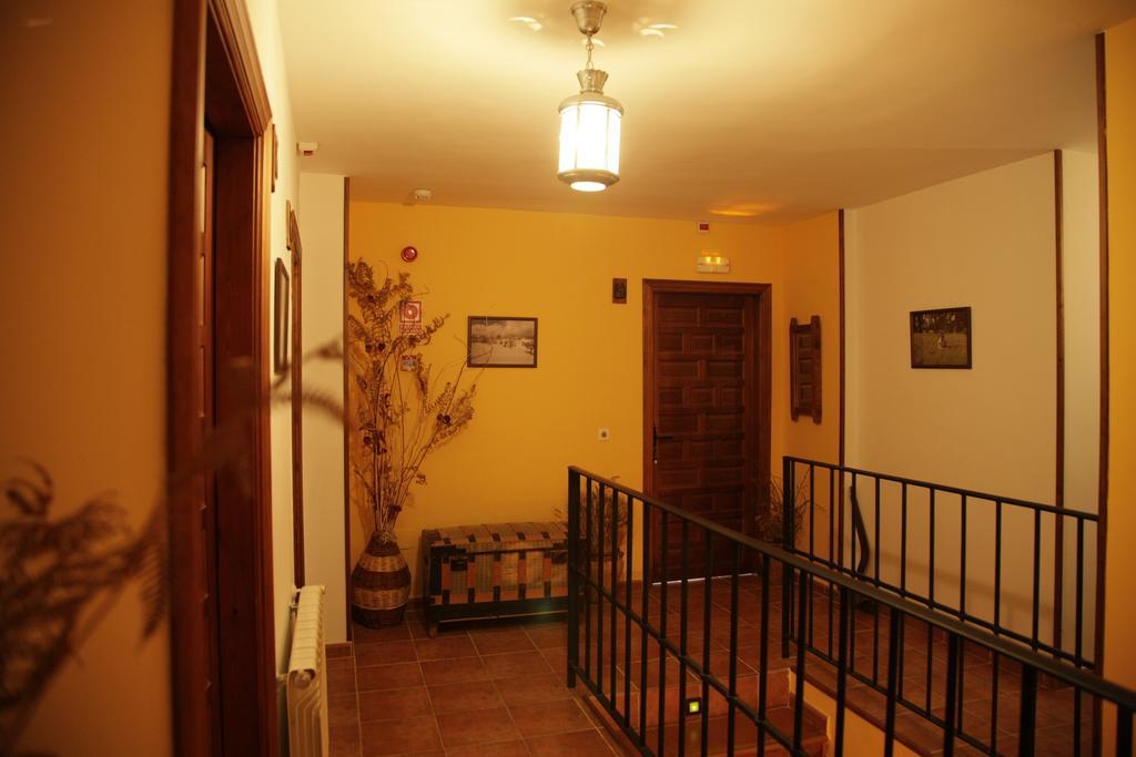 Hostal Restaurante Alto Rey Arroyo de las Fraguas Εξωτερικό φωτογραφία