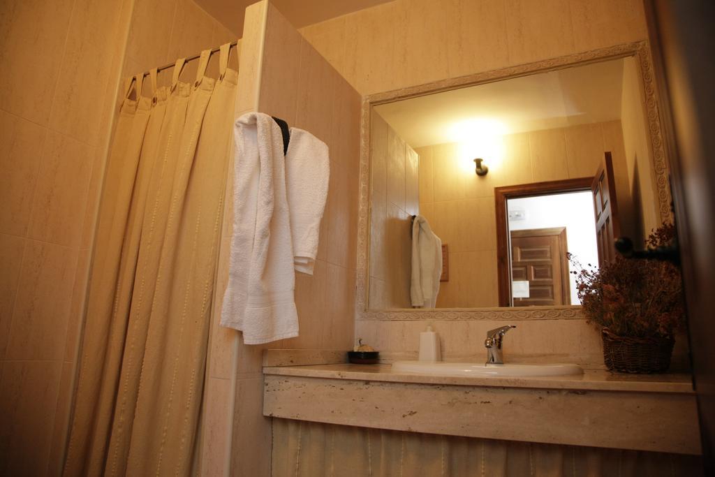 Hostal Restaurante Alto Rey Arroyo de las Fraguas Εξωτερικό φωτογραφία