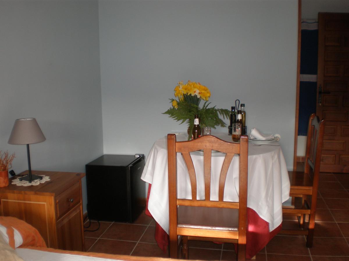 Hostal Restaurante Alto Rey Arroyo de las Fraguas Εξωτερικό φωτογραφία